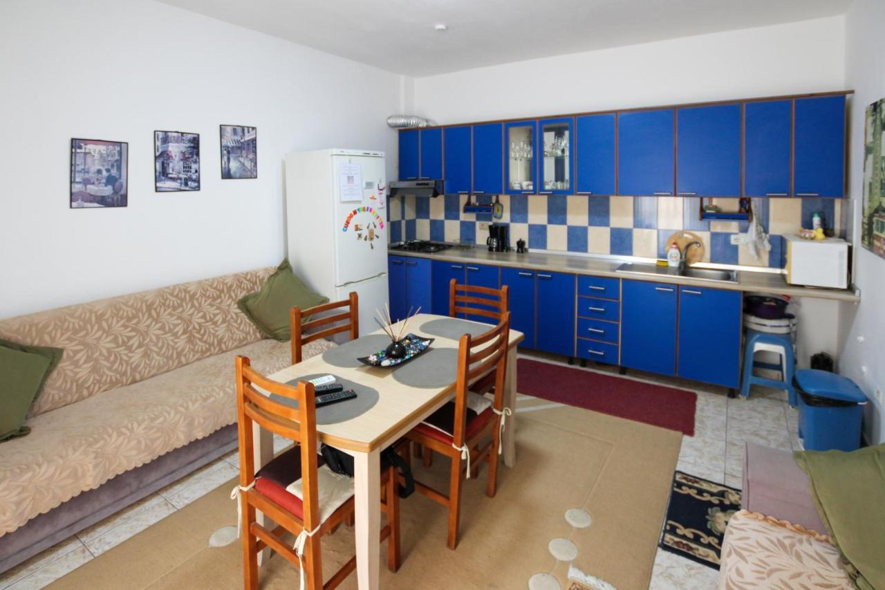 1 Bedroom Apartment With Fast Internet And Sea View Balcony In Durres Exterior photo