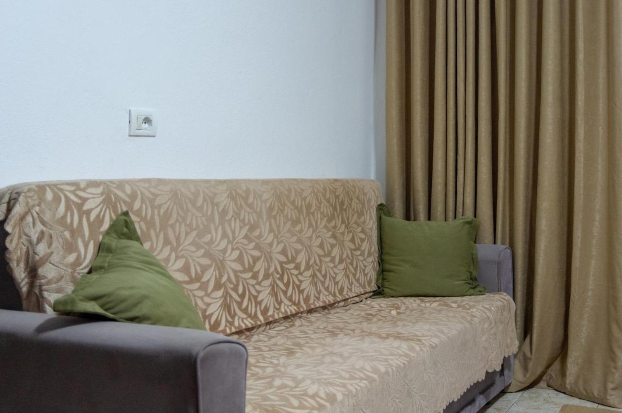 1 Bedroom Apartment With Fast Internet And Sea View Balcony In Durres Exterior photo